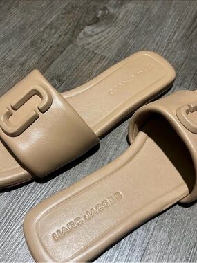 Marc Jacobs Nude Tan Logo Slide Sandals